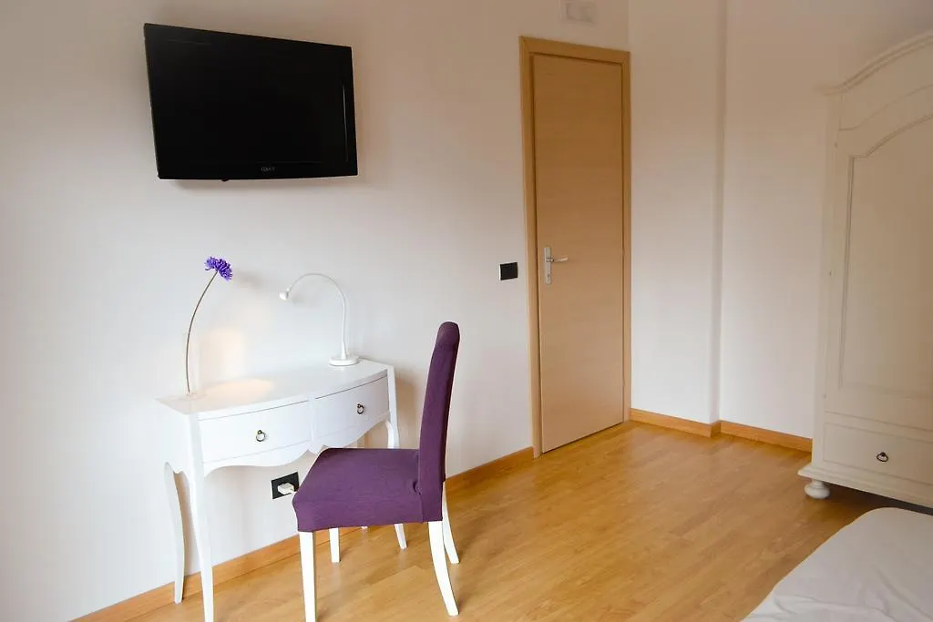 Policlinico Apartments Gravina di Catania Bed & Breakfast